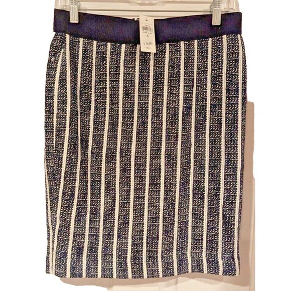 Ann Taylor Sz6 NWT Navy white striped crochet skirt elastic waist back zip lined - Picture 1 of 7